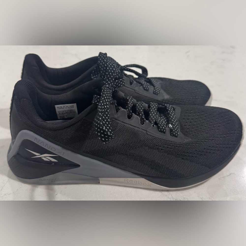 EUC Reebok Nano X1 in black/white, women’s size 9